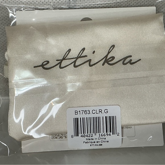 Ettika 18K Gold Plated Adjustable Crystal Tennis Bracelet - Picture 4 of 4